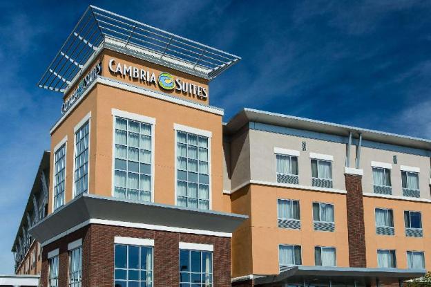 cambria hotel minneapolis maple grove