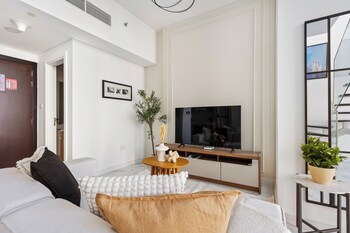 silkhaus oasis towers masdar city