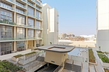 silkhaus oasis towers masdar city