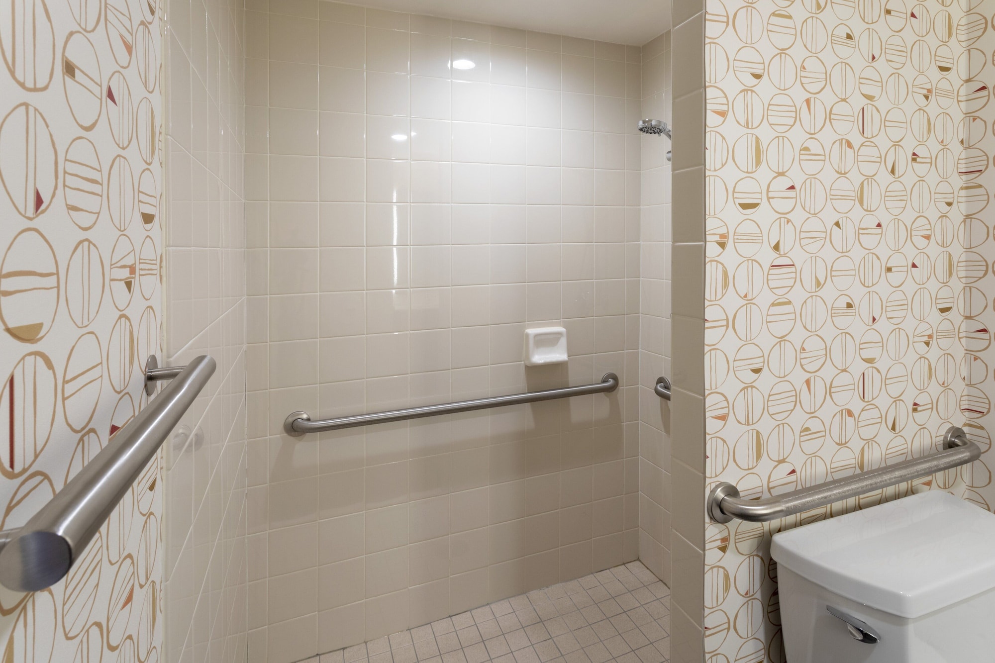 holiday inn marquette by ihg