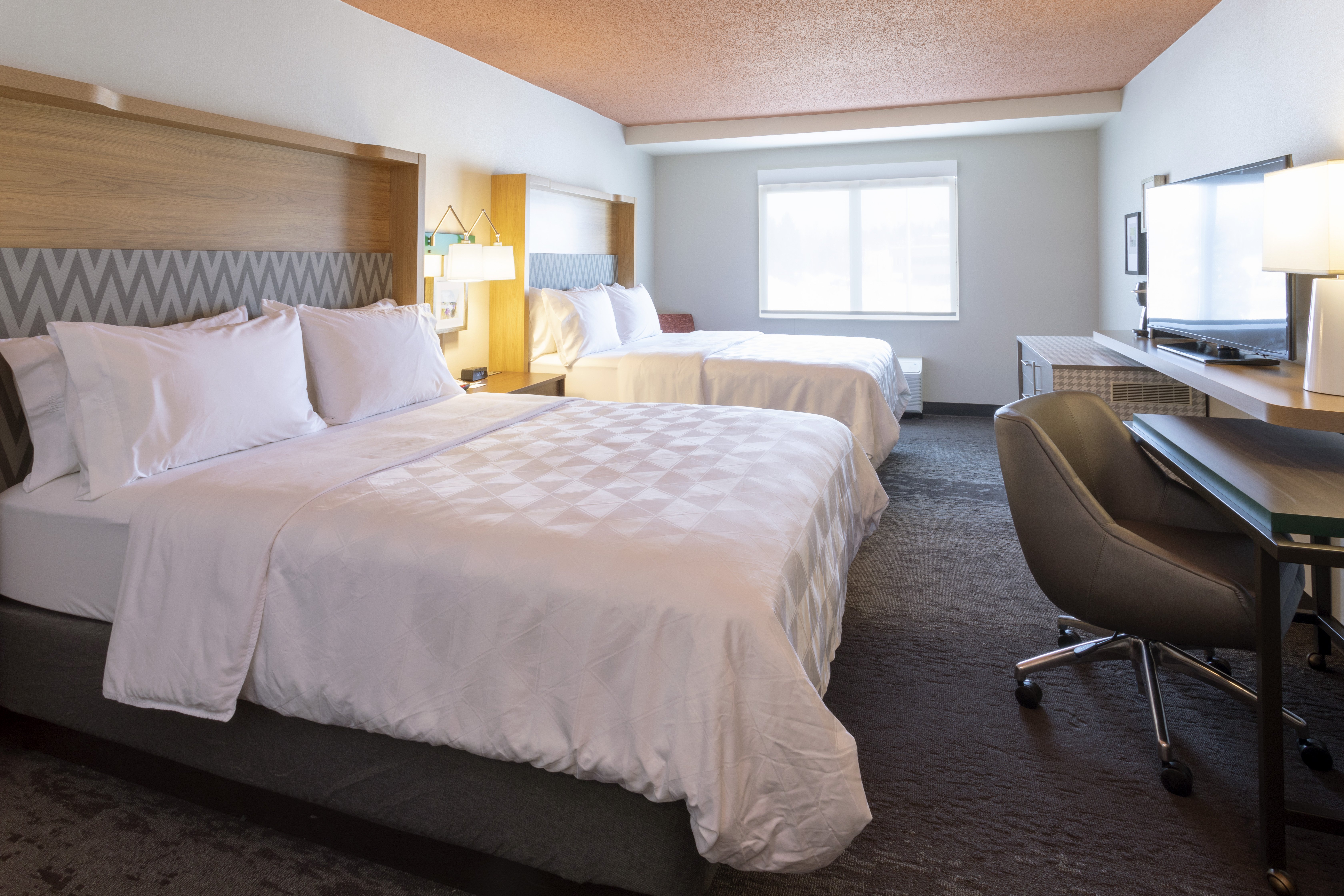 holiday inn marquette by ihg