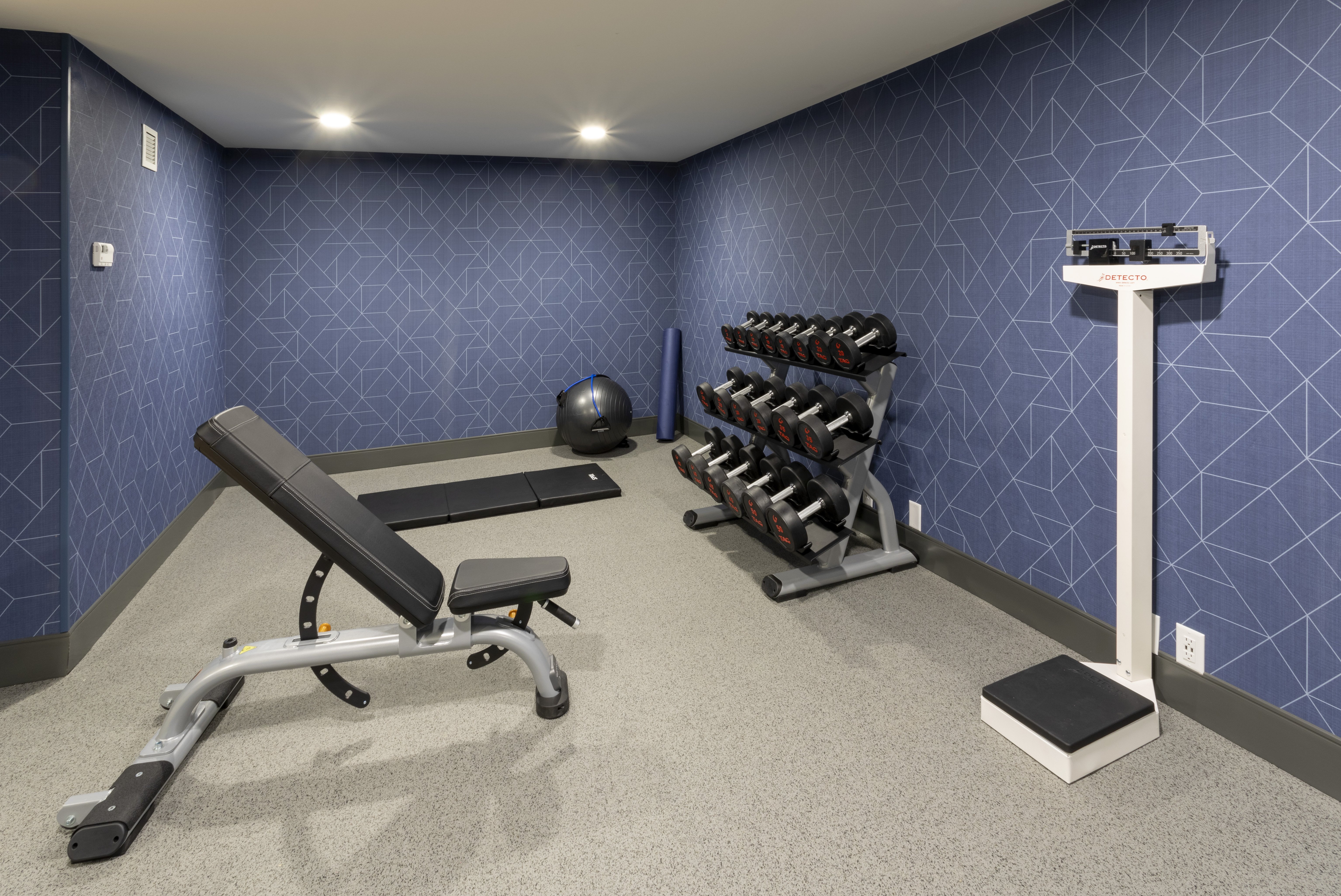 holiday inn marquette by ihg