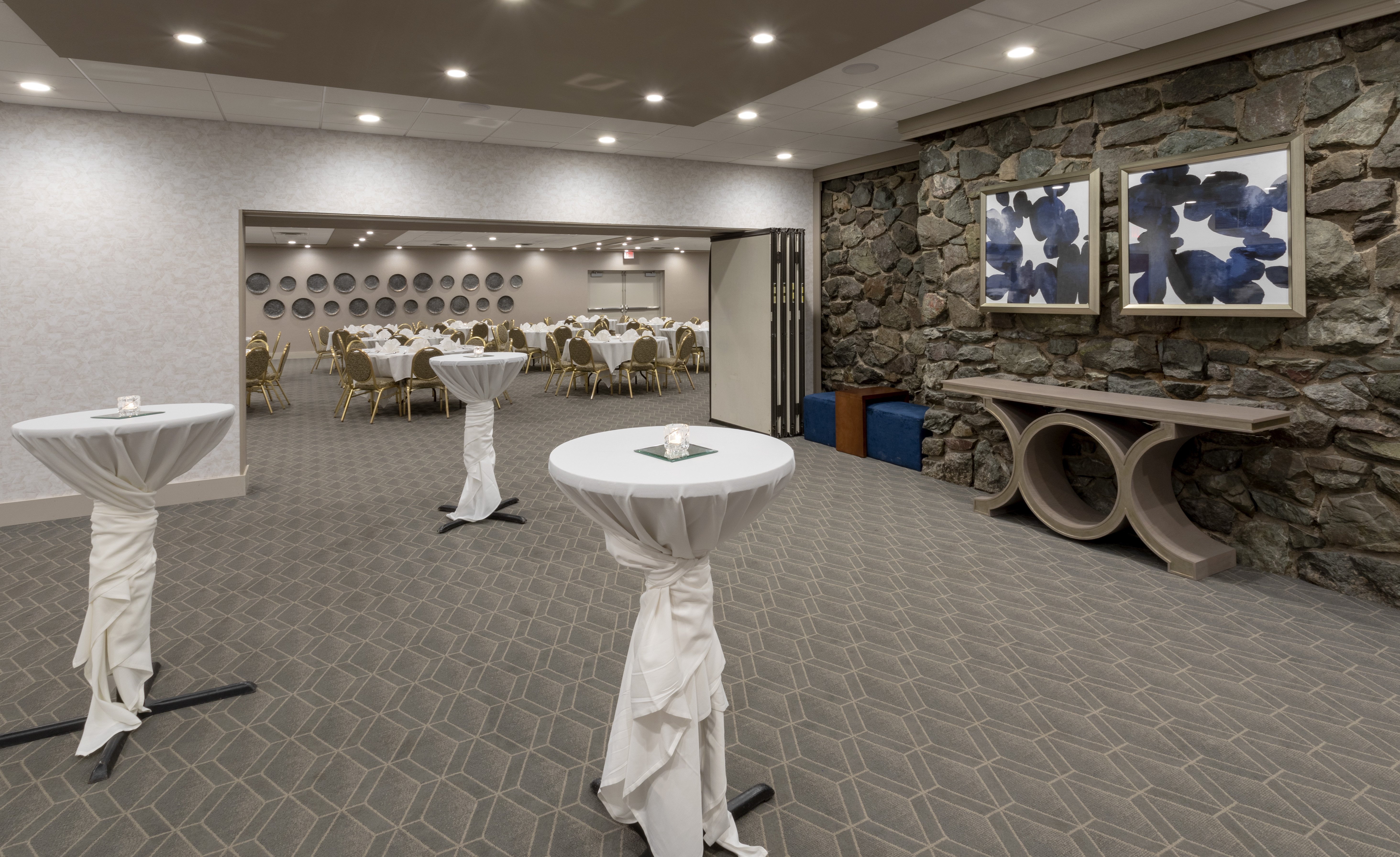 holiday inn marquette by ihg