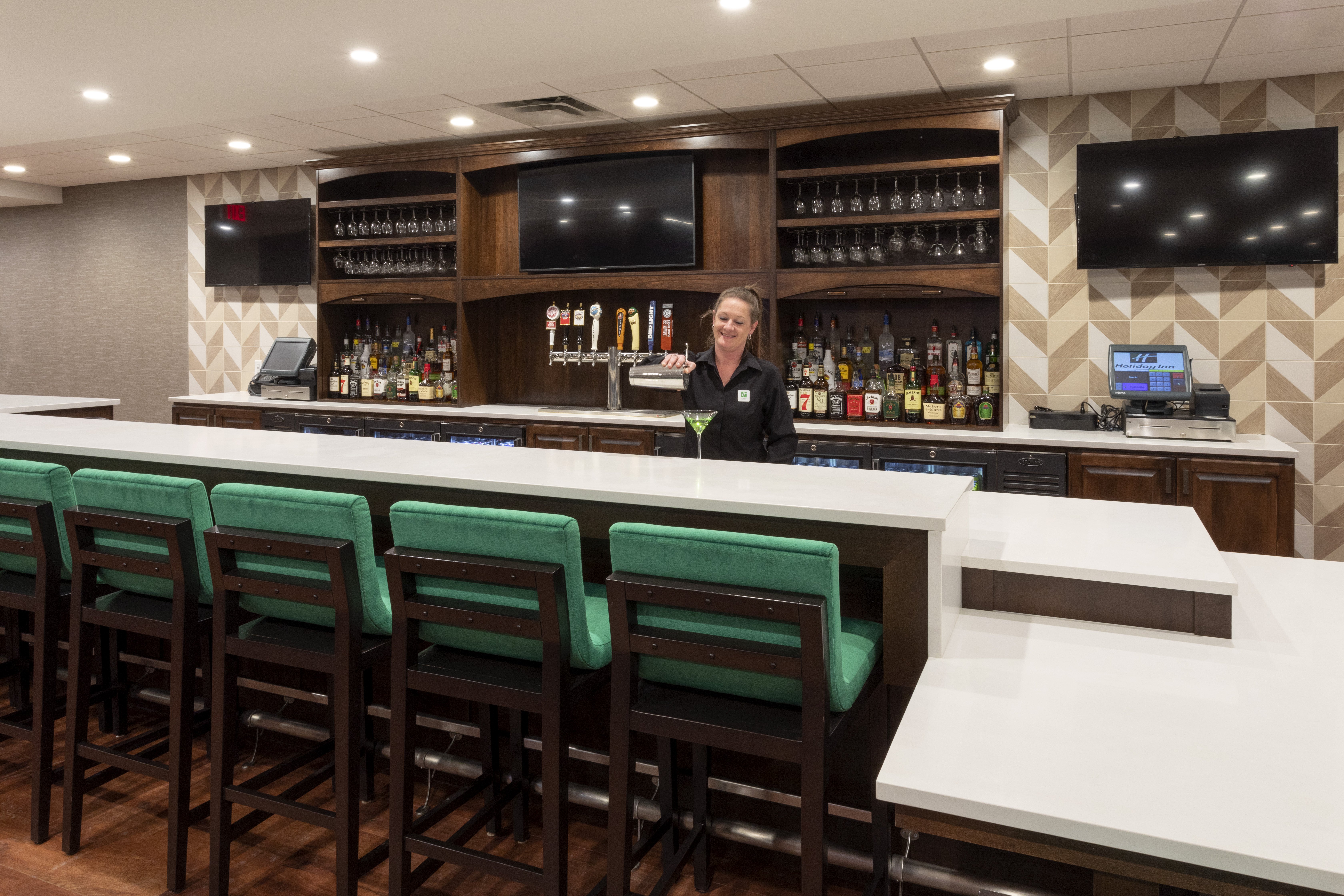 holiday inn marquette by ihg