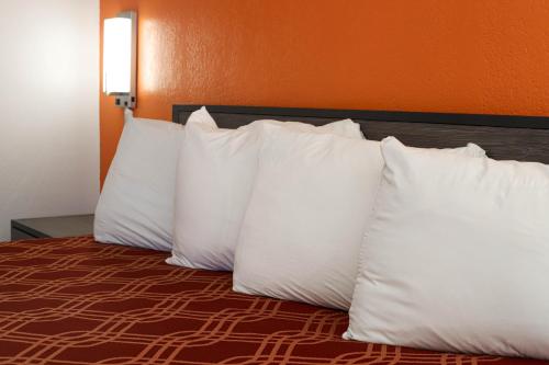 express inn