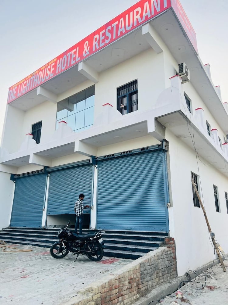 the light house hotel and restaurant