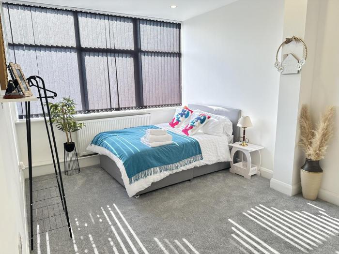 dudley delightful apartment with 2 bedrooms