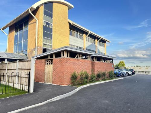 dudley delightful apartment with 2 bedrooms