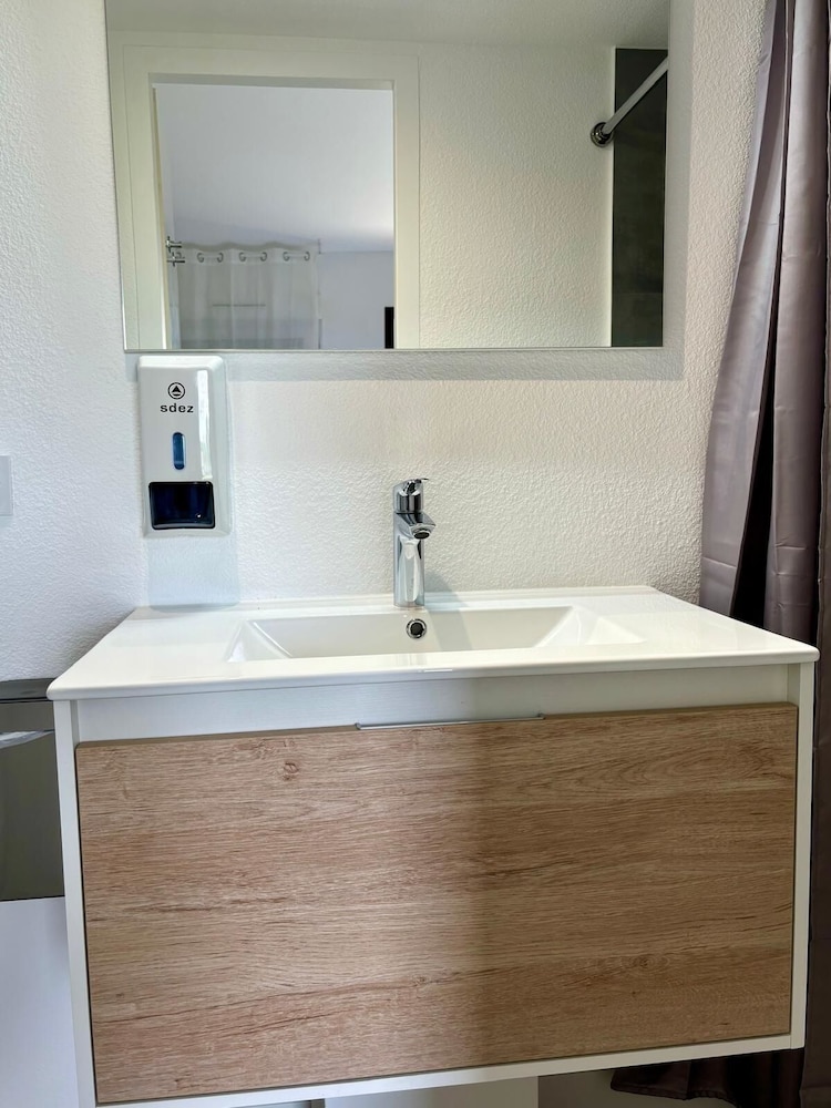 halte hotel