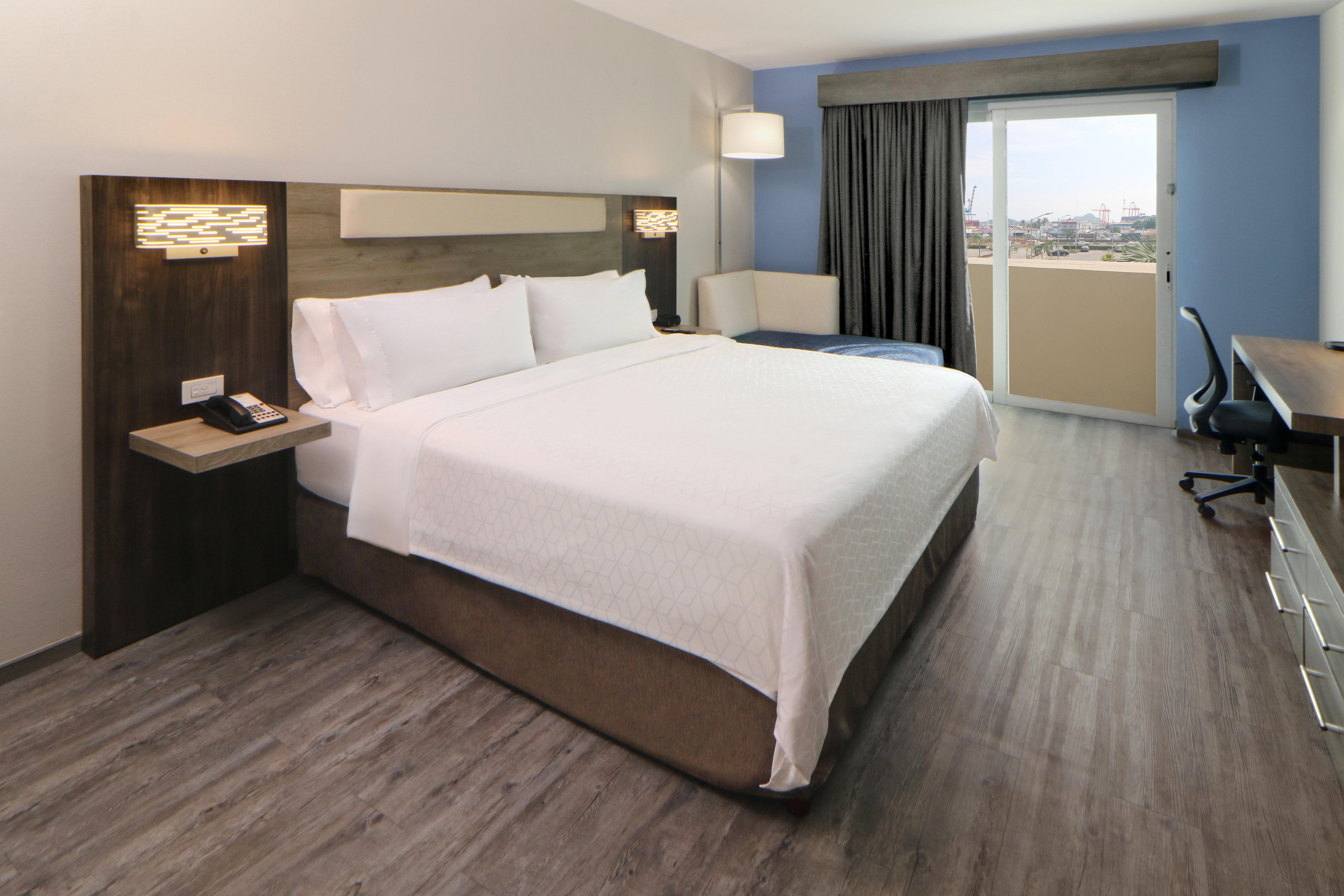 holiday inn express manzanillo by ihg