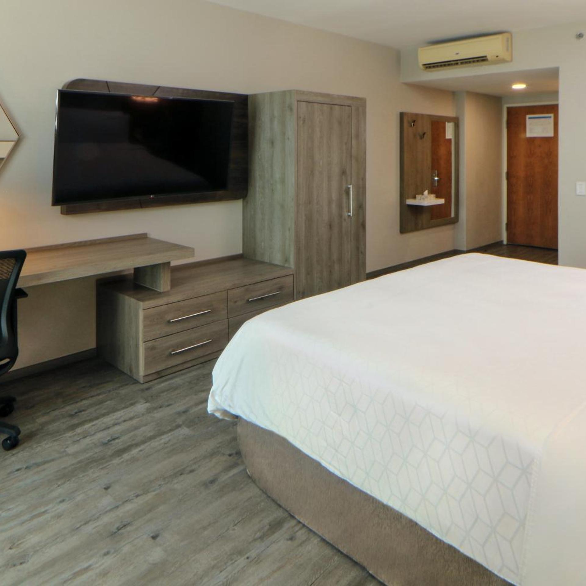 holiday inn express manzanillo by ihg