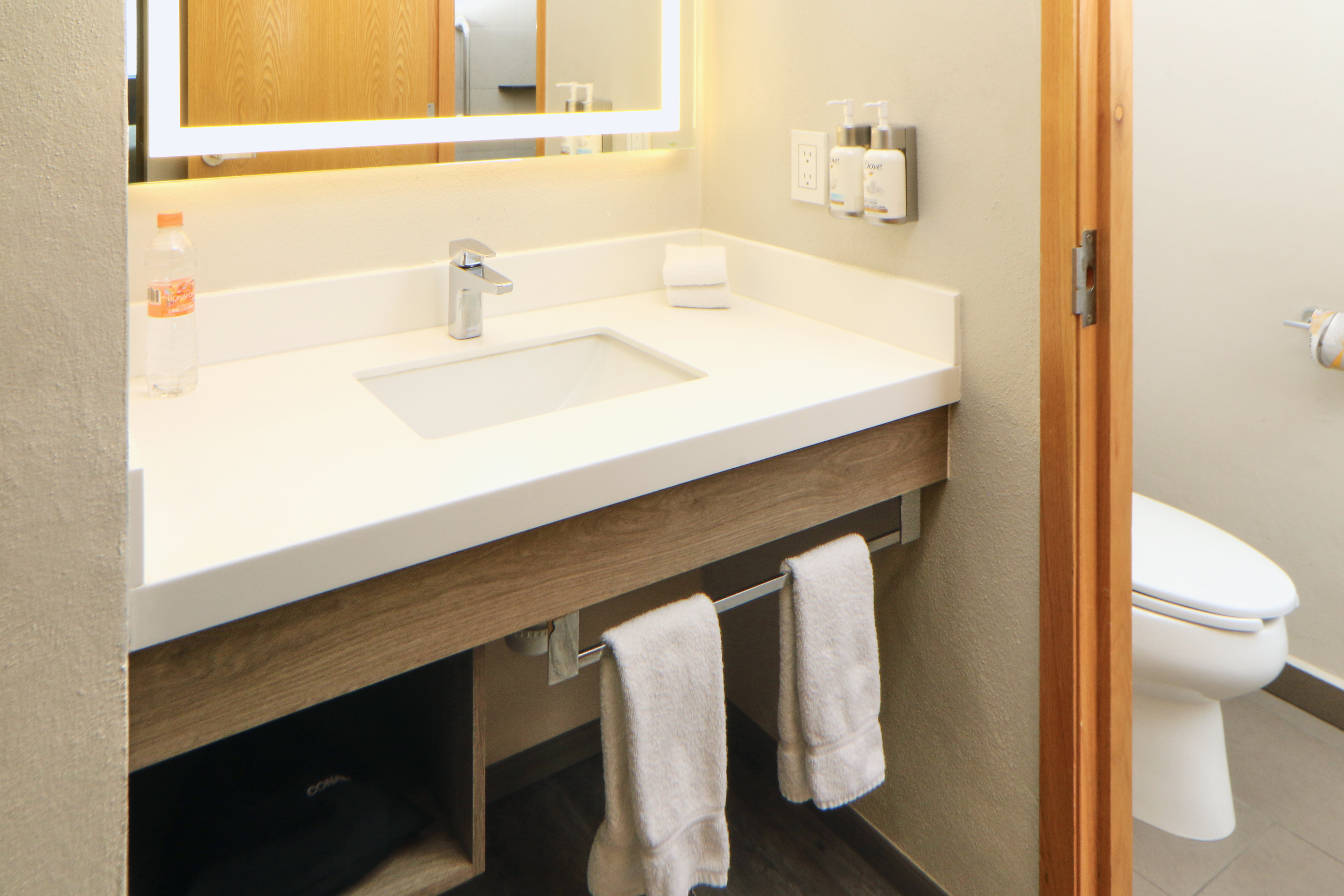 holiday inn express manzanillo by ihg