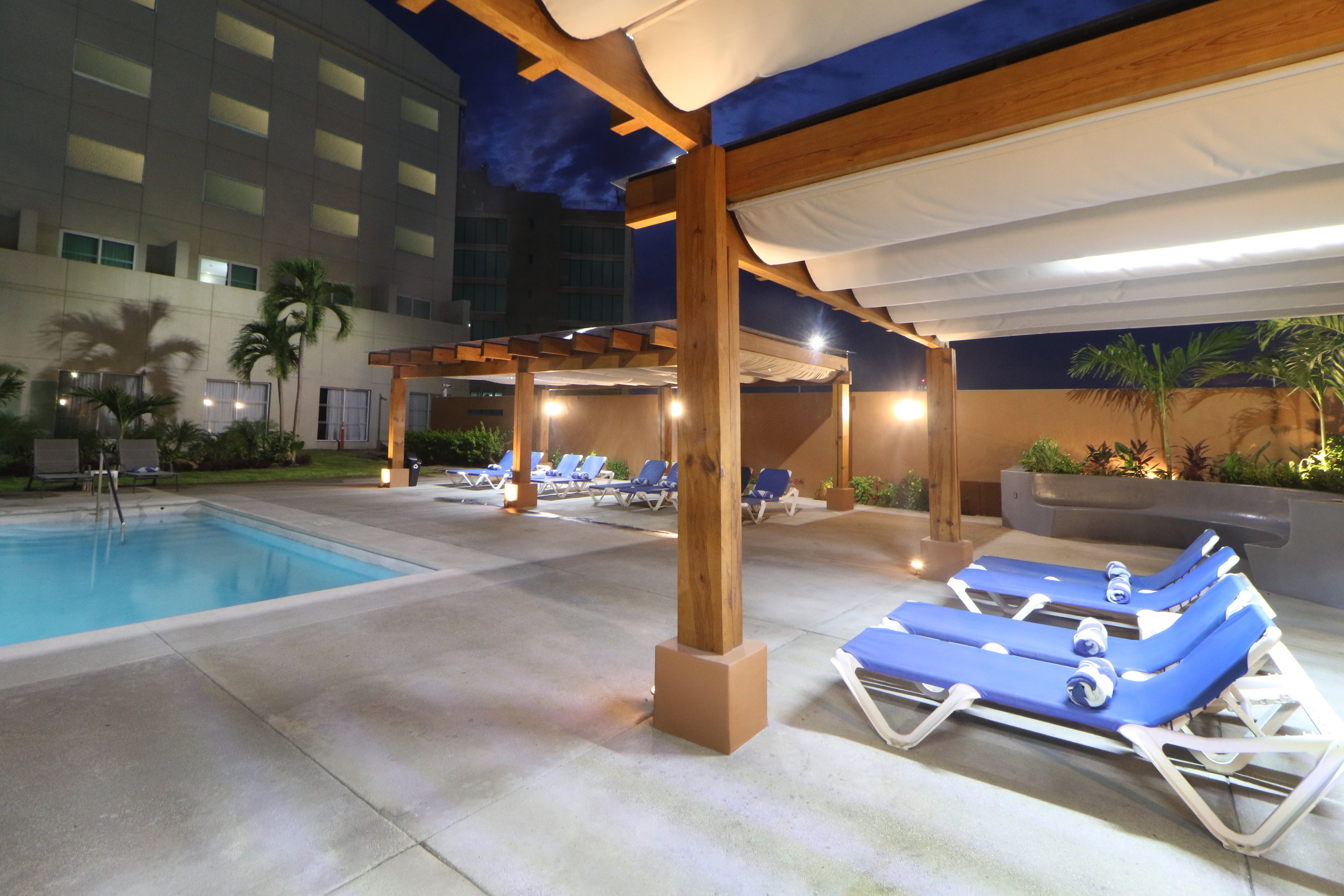 holiday inn express manzanillo by ihg