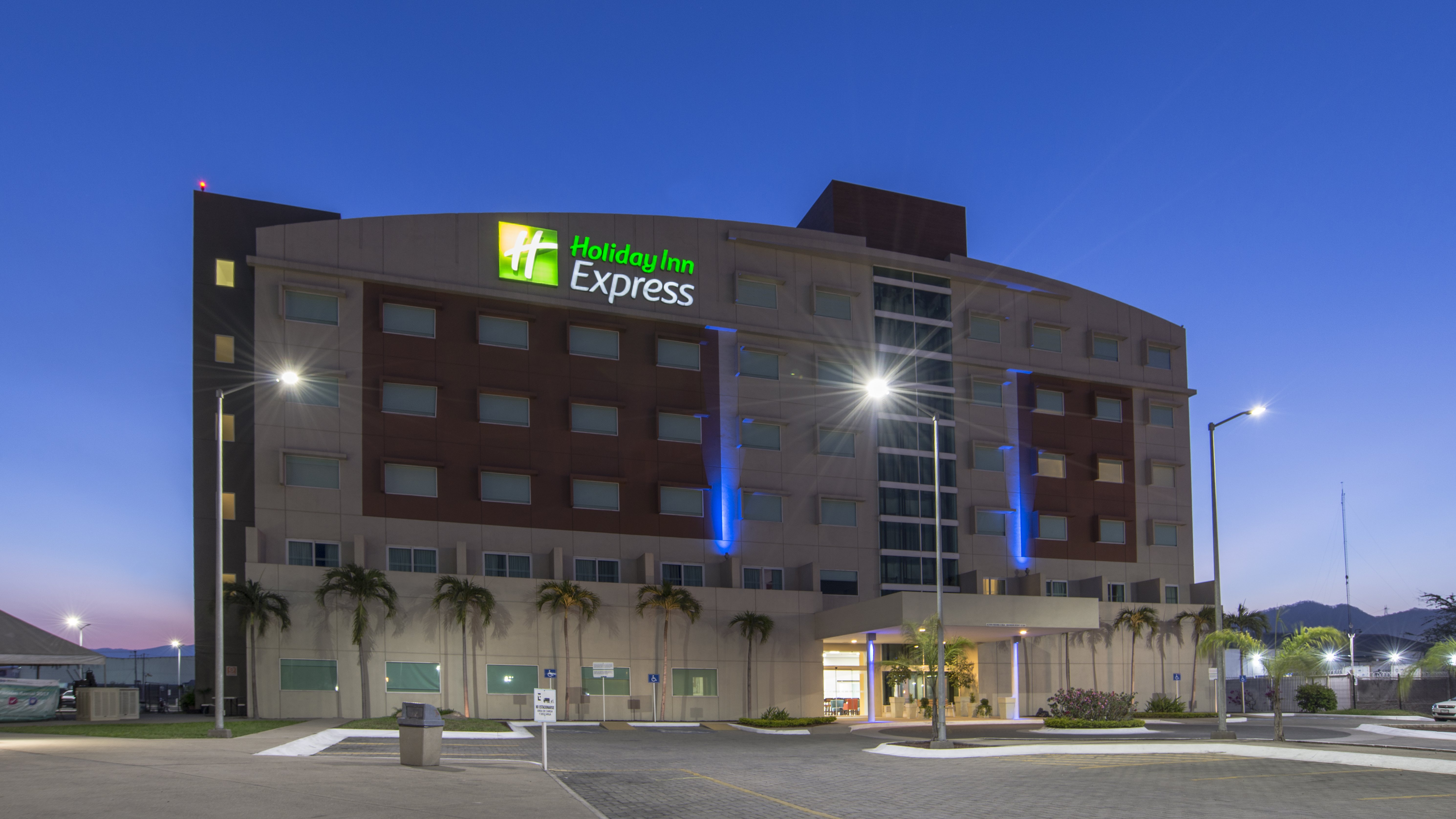 holiday inn express manzanillo by ihg