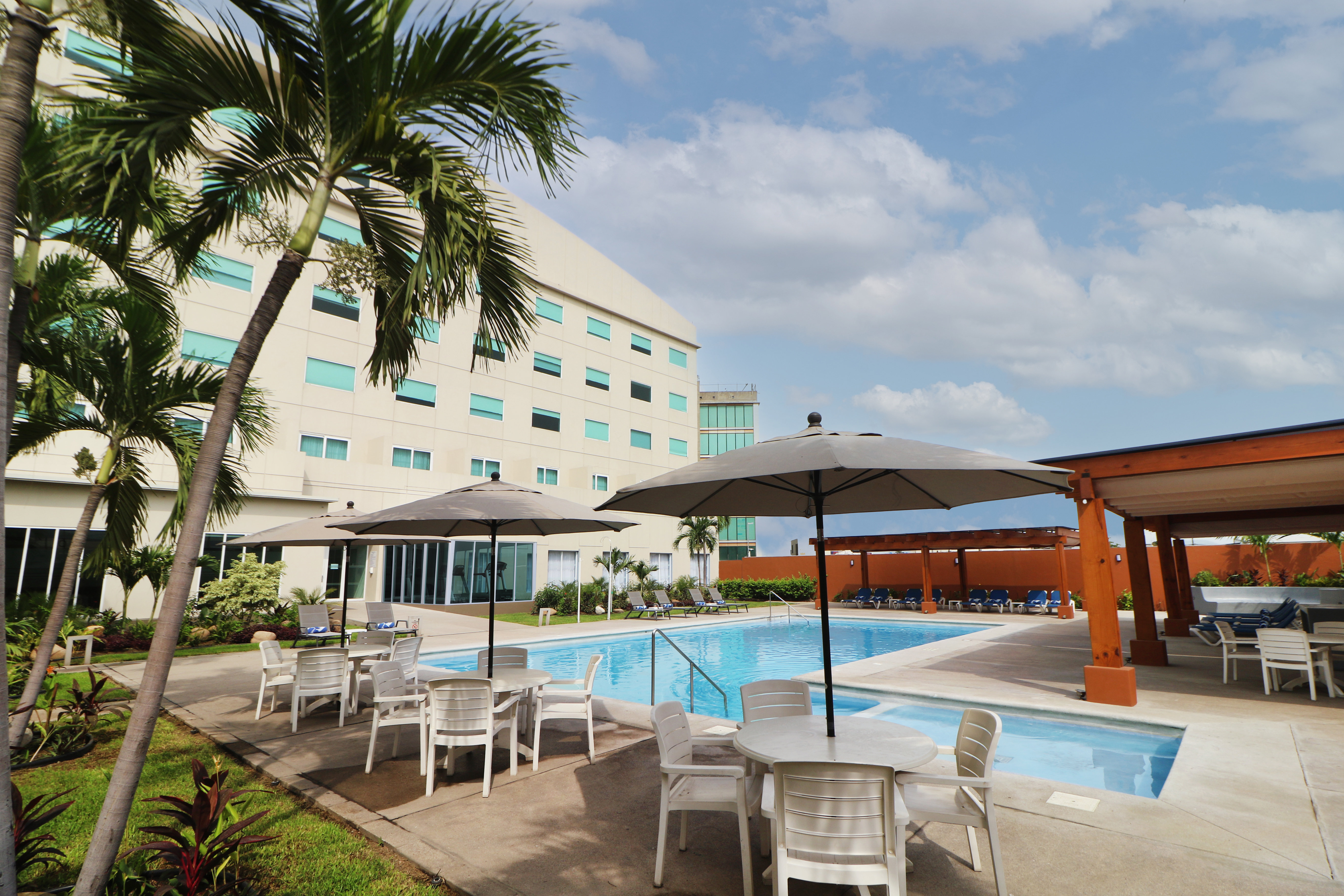 holiday inn express manzanillo by ihg