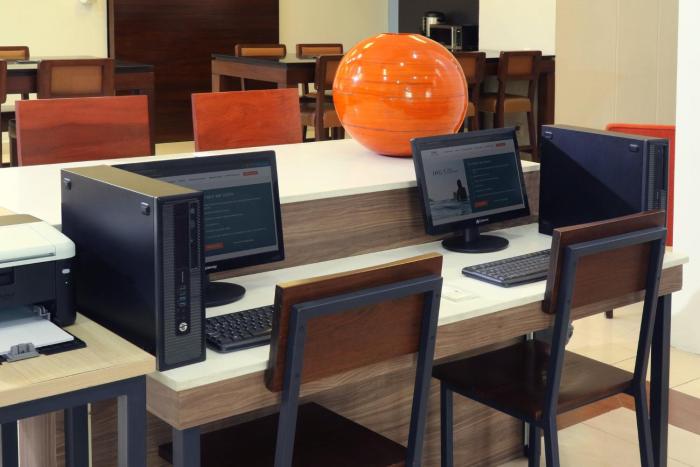 holiday inn express manzanillo by ihg