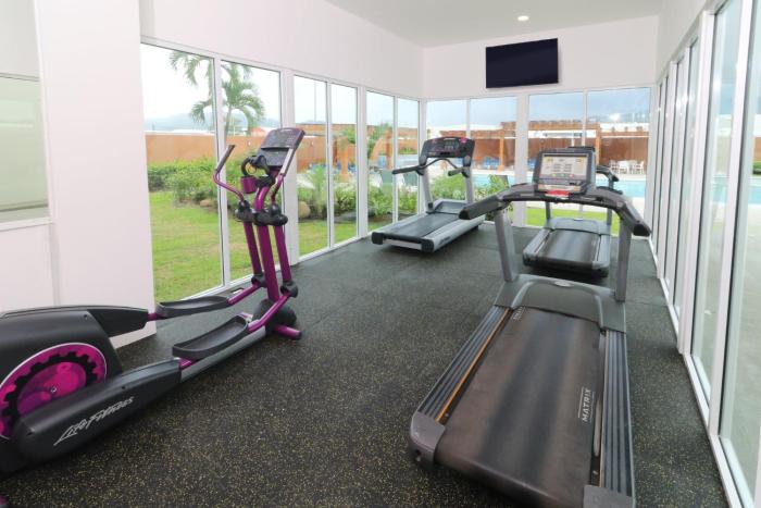 holiday inn express manzanillo by ihg