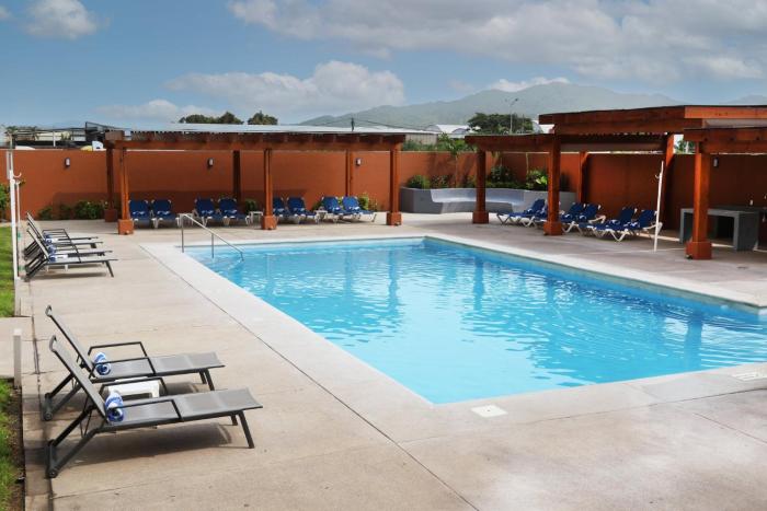 holiday inn express manzanillo by ihg