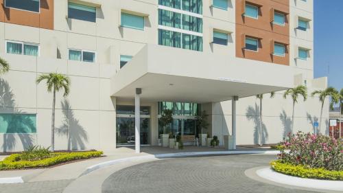 holiday inn express manzanillo by ihg