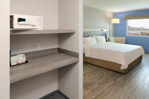 holiday inn express manzanillo by ihg