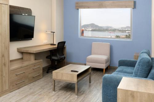 holiday inn express manzanillo by ihg