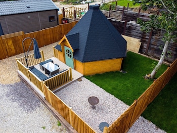 woods meadow glamping