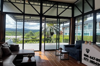 hideaway private residence