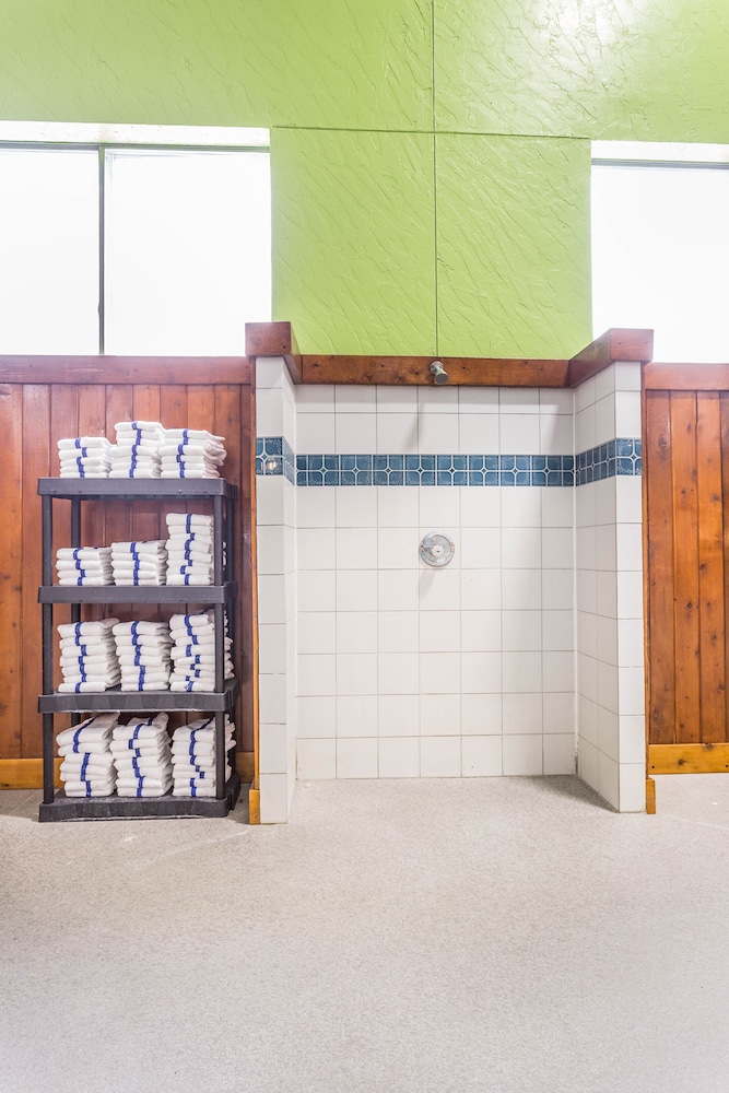 everspring inn and suites