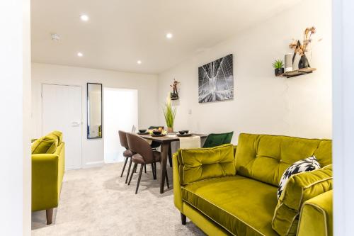 cosy 2 bed apartment in nettleham