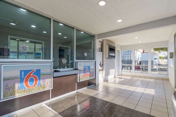 Studio6 Hayward, Ca  Silicon Valley Gateway,,2 star