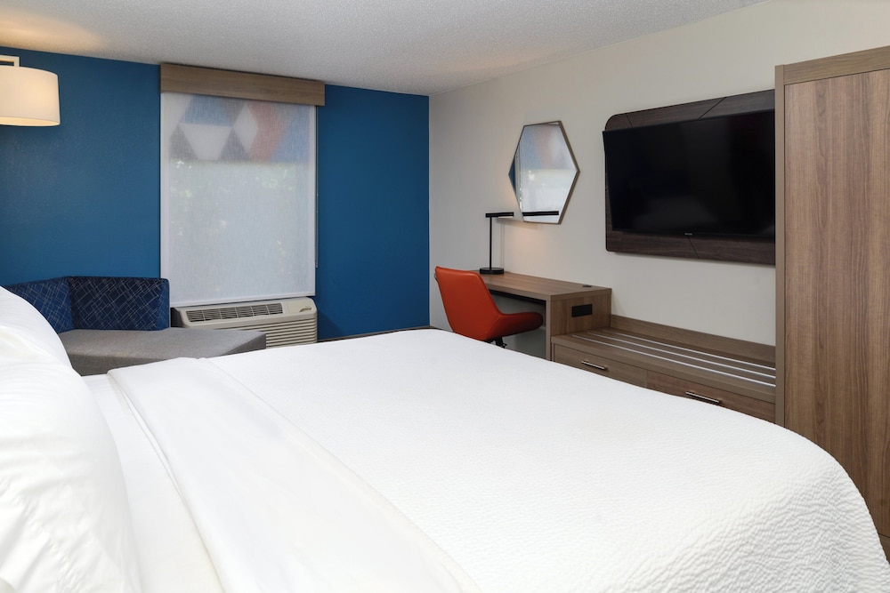 holiday inn express hotel and suites marysville by ihg