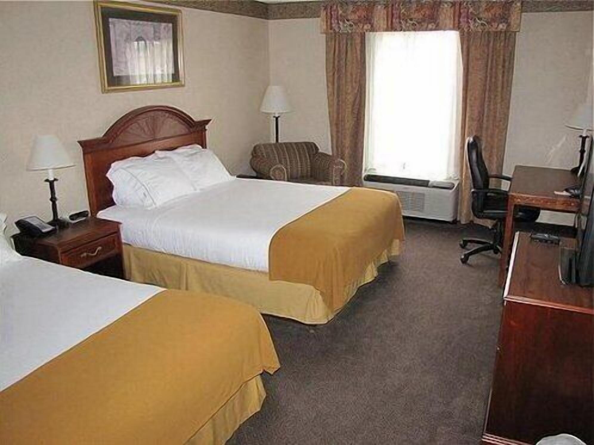 holiday inn express hotel and suites marysville by ihg