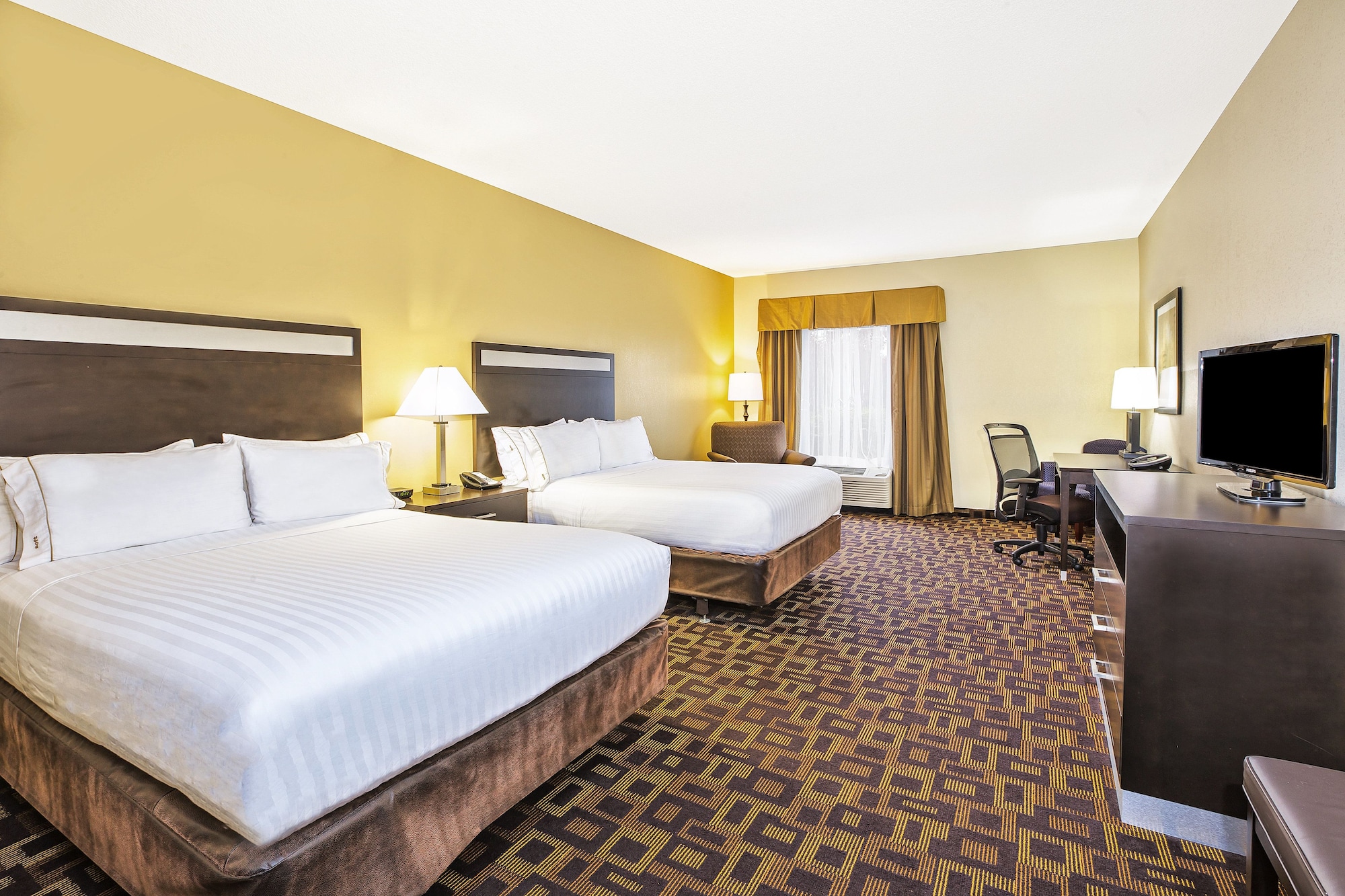 holiday inn express hotel and suites marysville by ihg