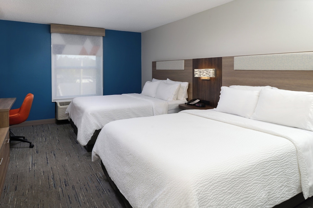 holiday inn express hotel and suites marysville by ihg