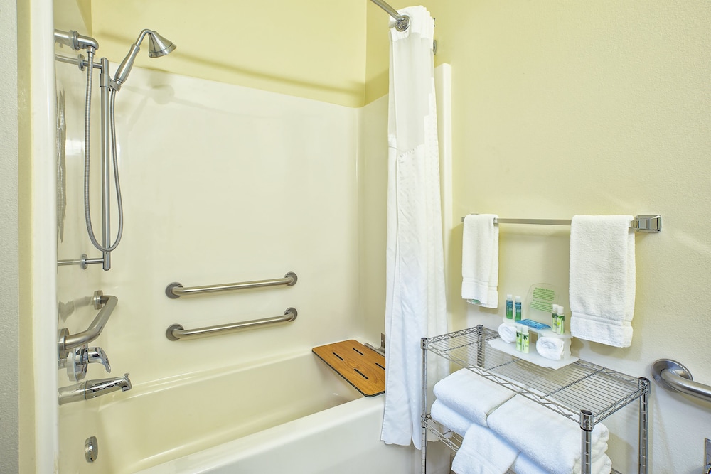 holiday inn express hotel and suites marysville by ihg