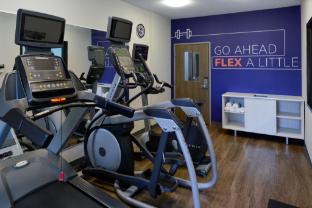 holiday inn express hotel and suites marysville by ihg