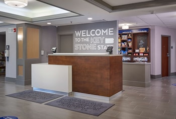 Hampton Inn By Hilton Harrisburg West,Carlisle>>Camp Hill,3 star
