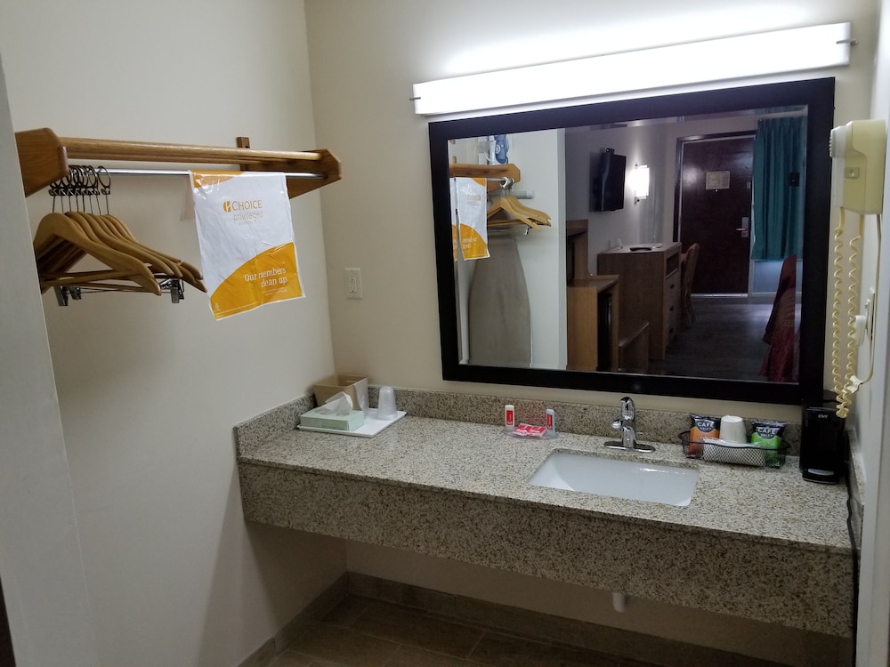 econo lodge