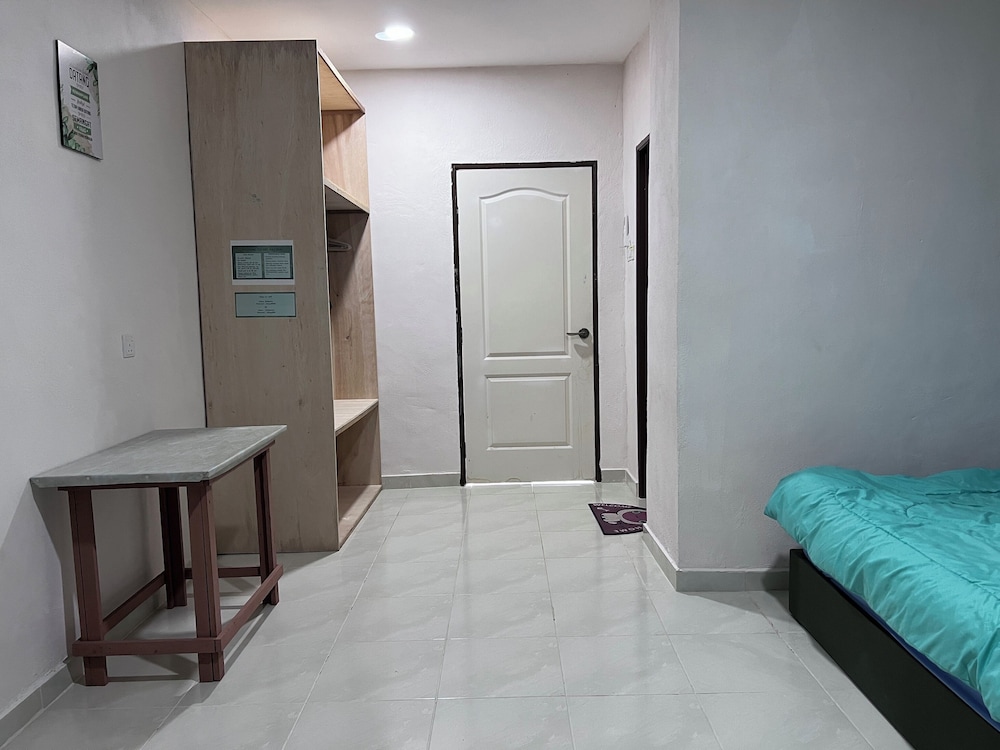 hotel o sri ayu inn