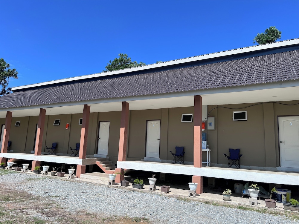 hotel o sri ayu inn