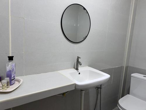 hotel o sri ayu inn