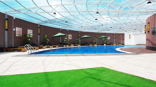 crowne plaza kunming city centre by ihg