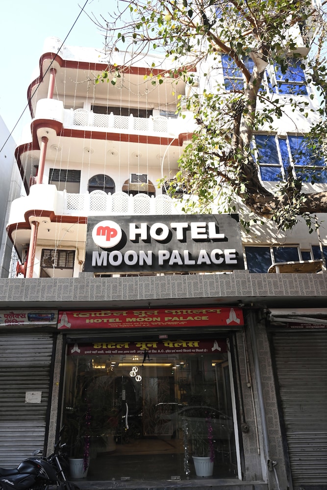 hotel moon palace