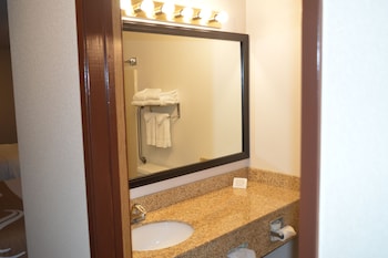 quality inn and suites lacey olympia