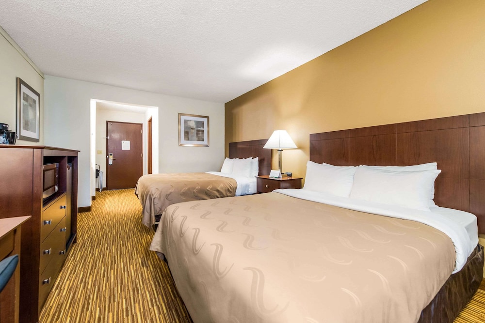 quality inn and suites lacey olympia