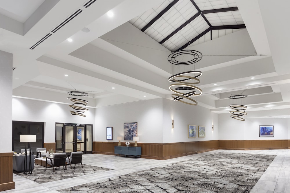 crowne plaza lansing by ihg