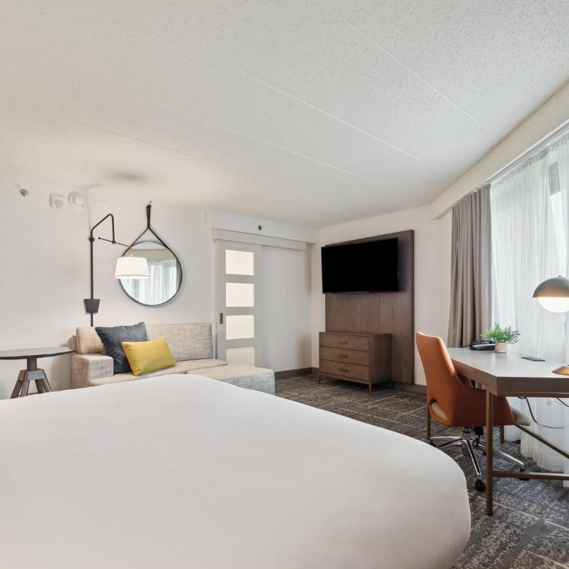 crowne plaza lansing by ihg