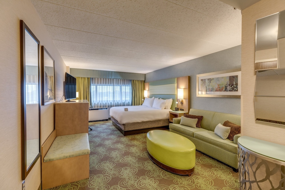 crowne plaza lansing by ihg