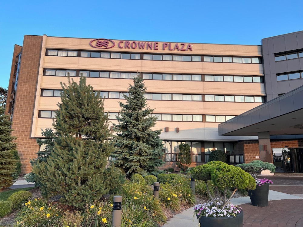 crowne plaza lansing by ihg