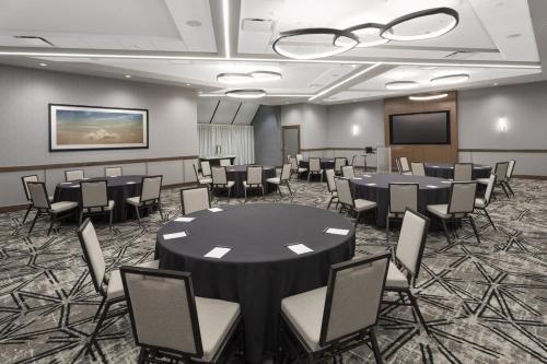 crowne plaza lansing by ihg